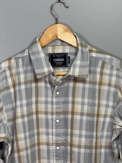 Men's Checked Full sleeve Double Cloth Shirt